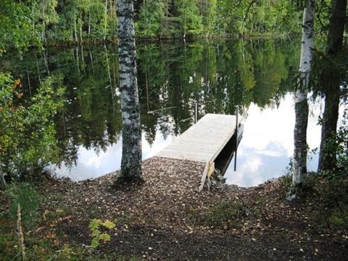 на берегу живописного озера Holiday home *