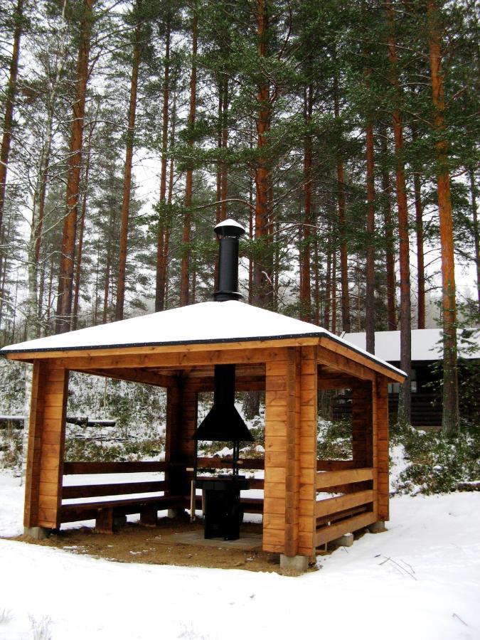 на берегу живописного озера Holiday home